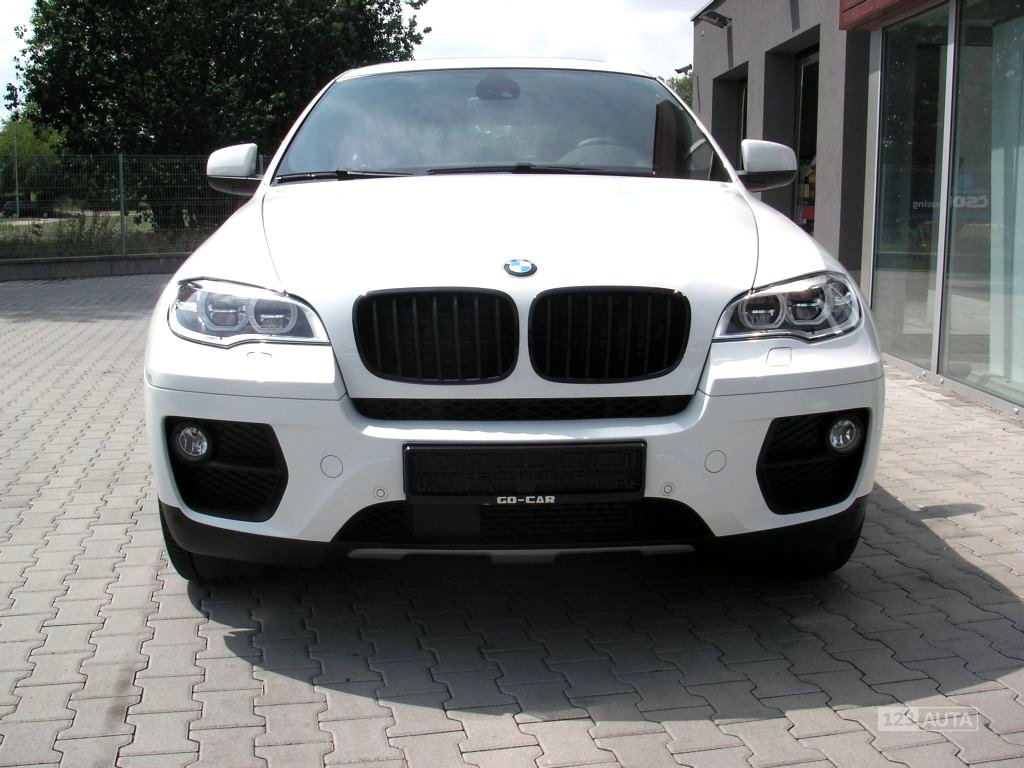 BMW X6, 2014 - pohled č. 2
