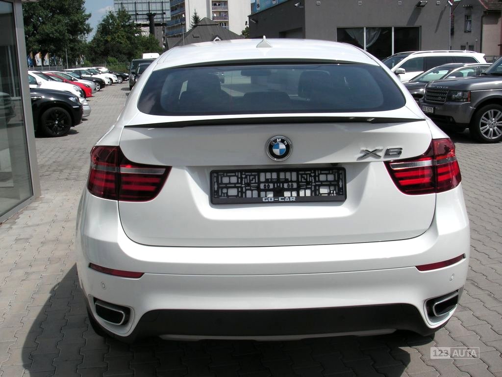 BMW X6, 2014 - pohled č. 3