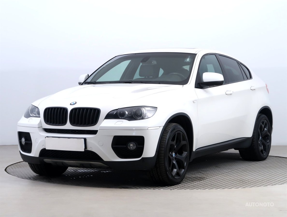 BMW X6, 2010 - pohled č. 3
