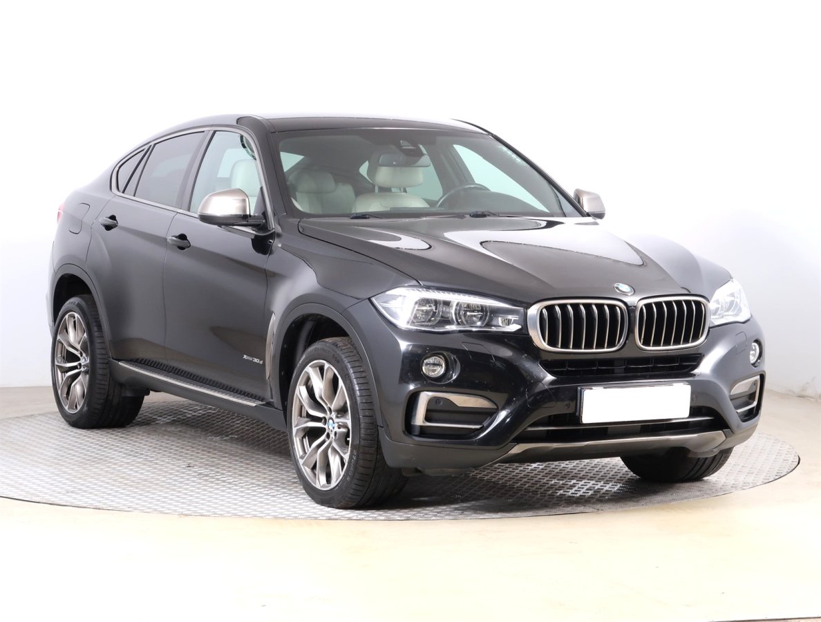 BMW X6, 2015 - celkový pohled