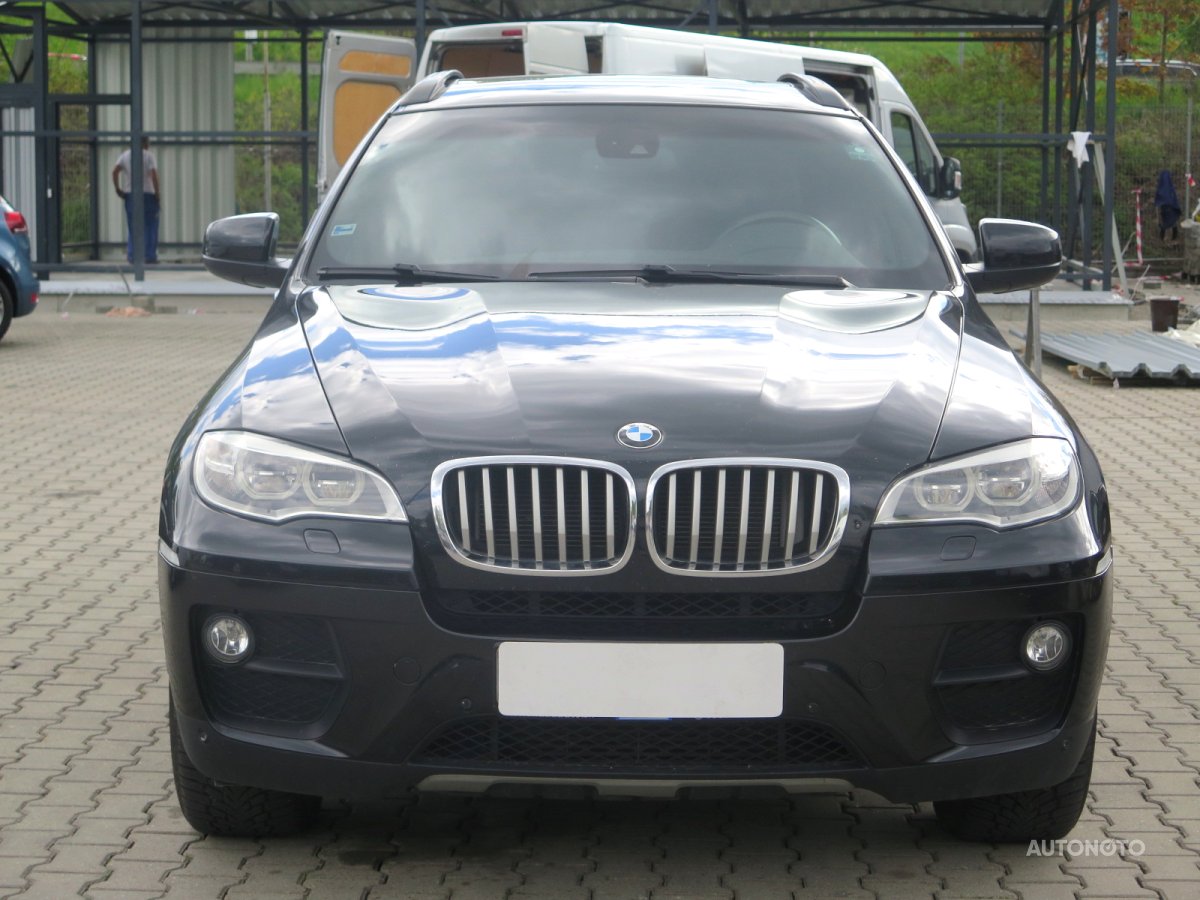 BMW X6, 2012 - pohled č. 2