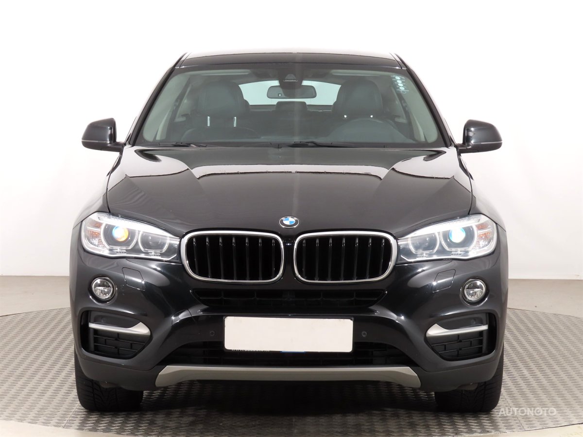 BMW X6, 2015 - pohled č. 2