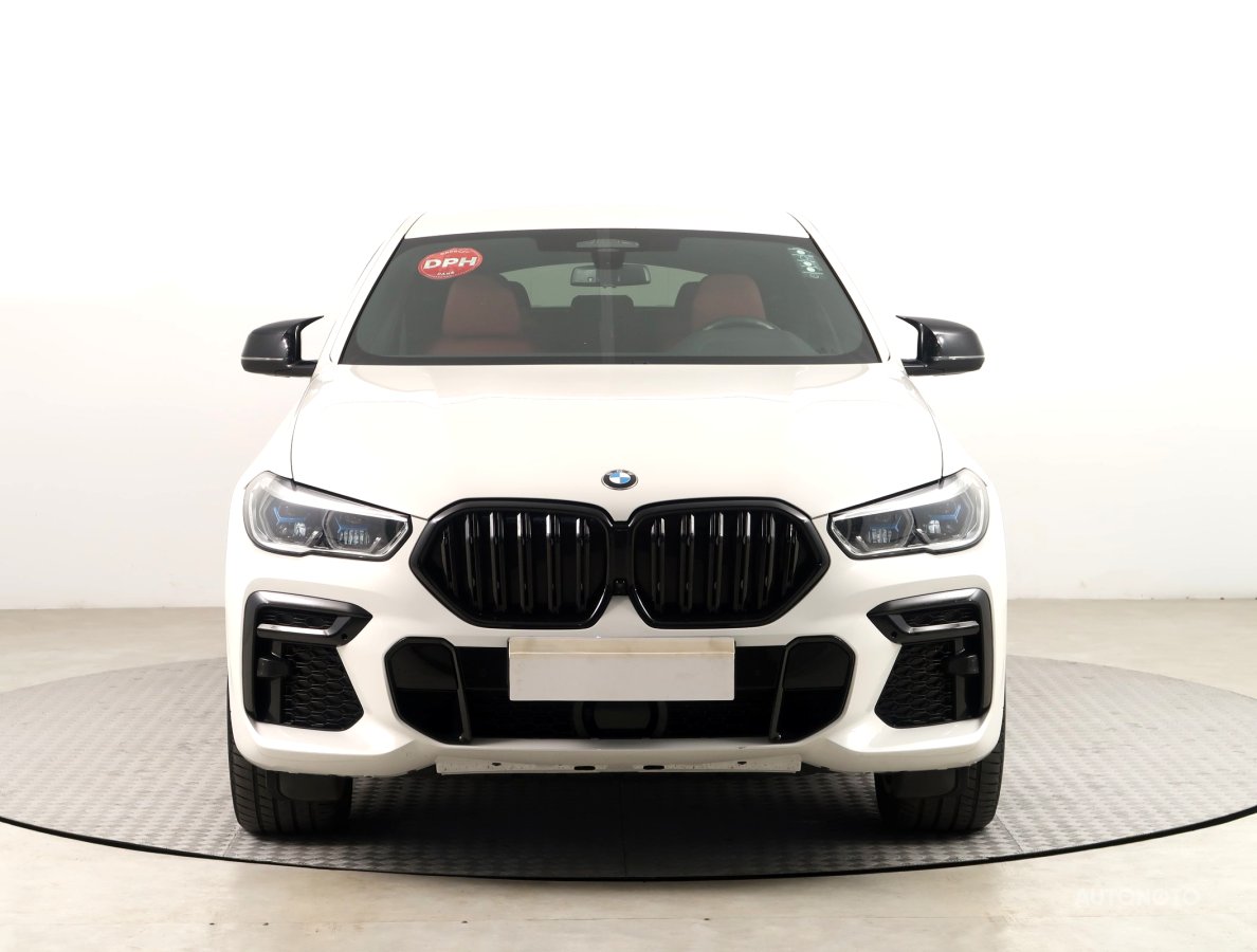 BMW X6, 2022 - pohled č. 2
