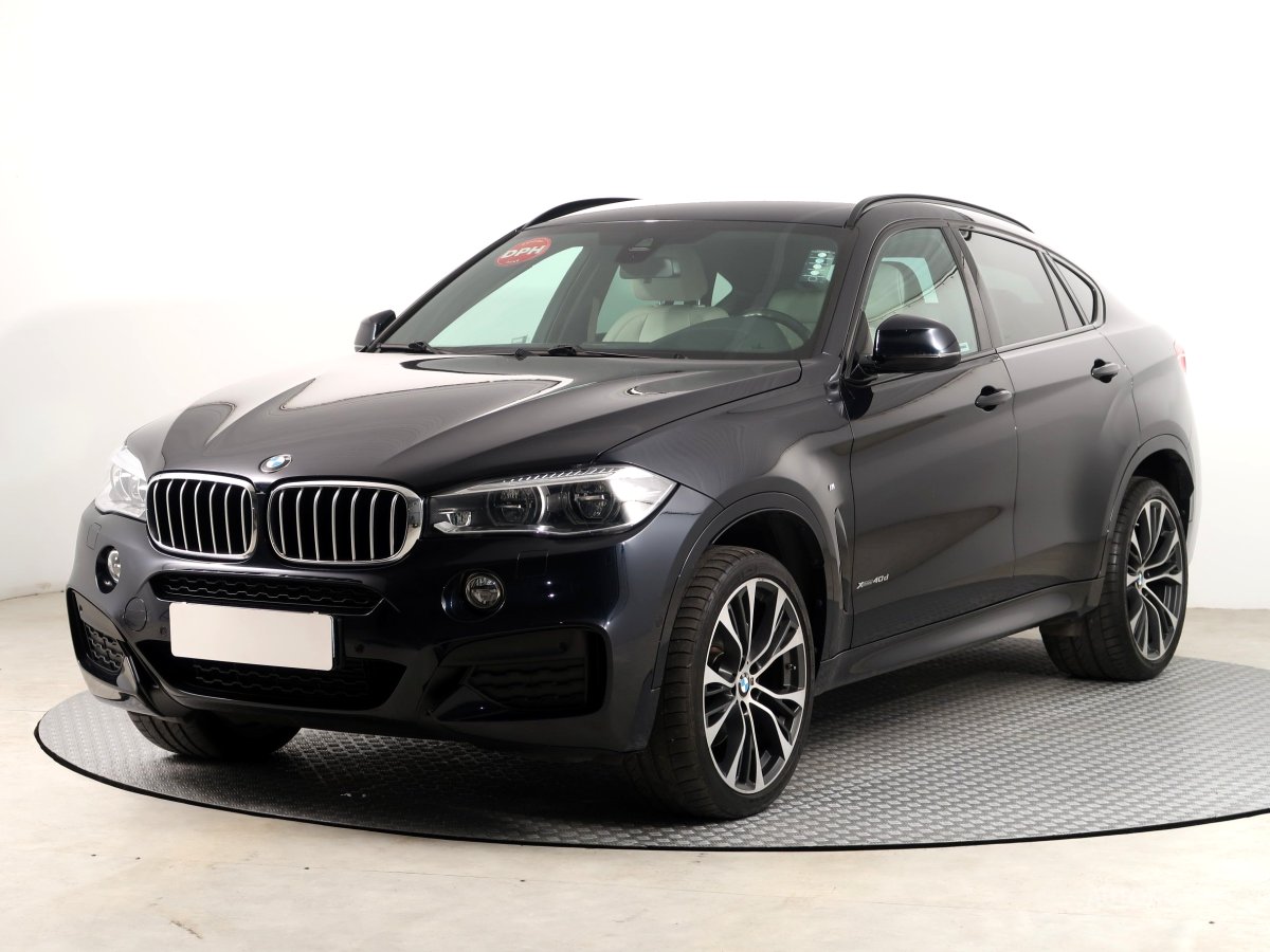 BMW X6, 2019 - pohled č. 3