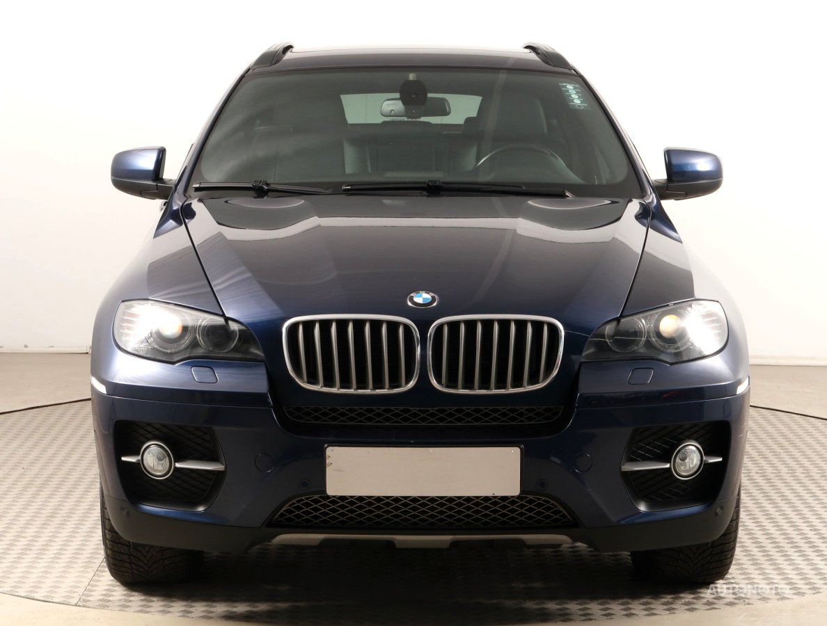 BMW X6, 2011 - pohled č. 2