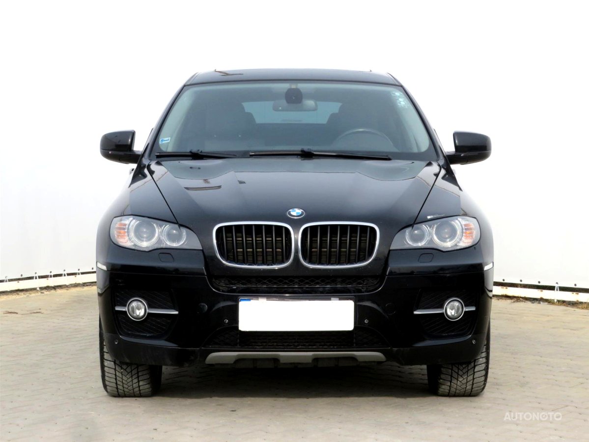 BMW X6, 2011 - pohled č. 2