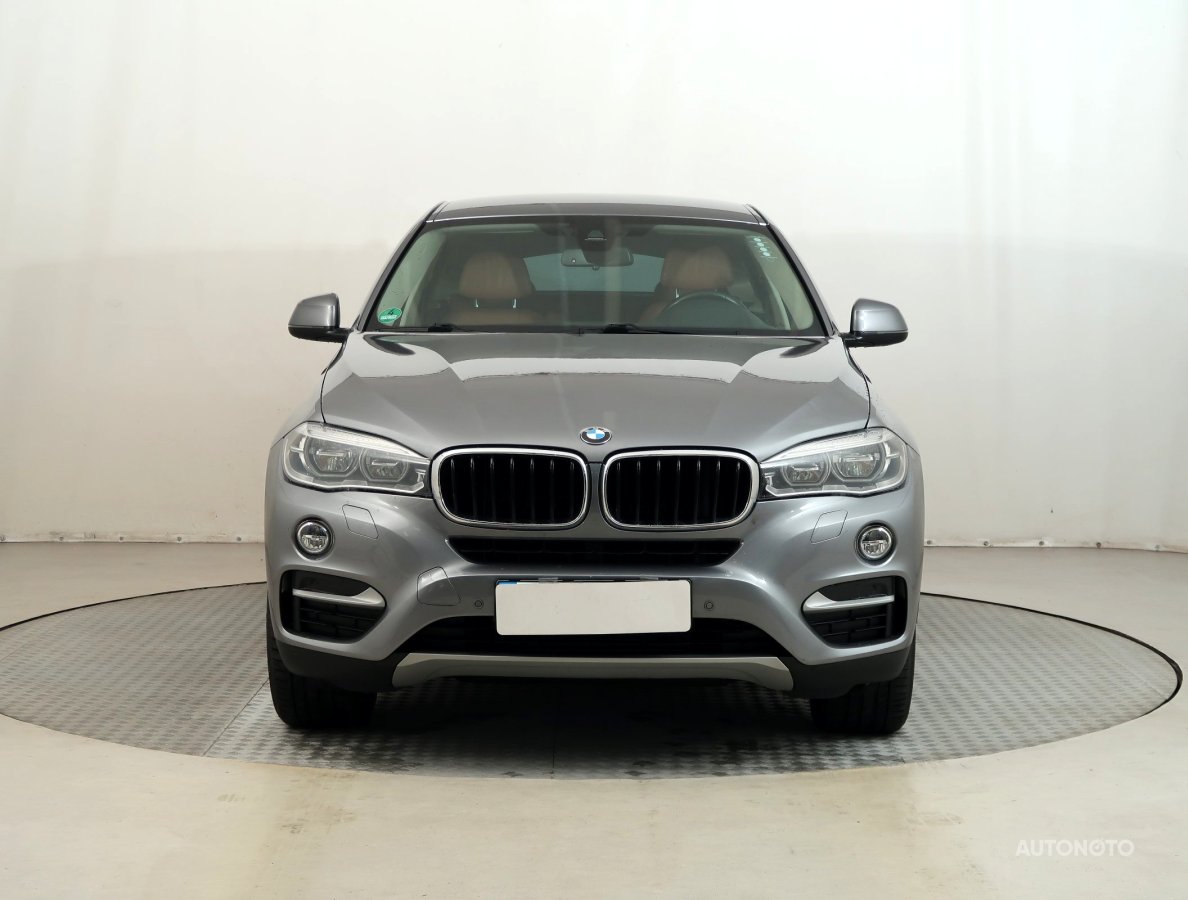 BMW X6, 2014 - pohled č. 2