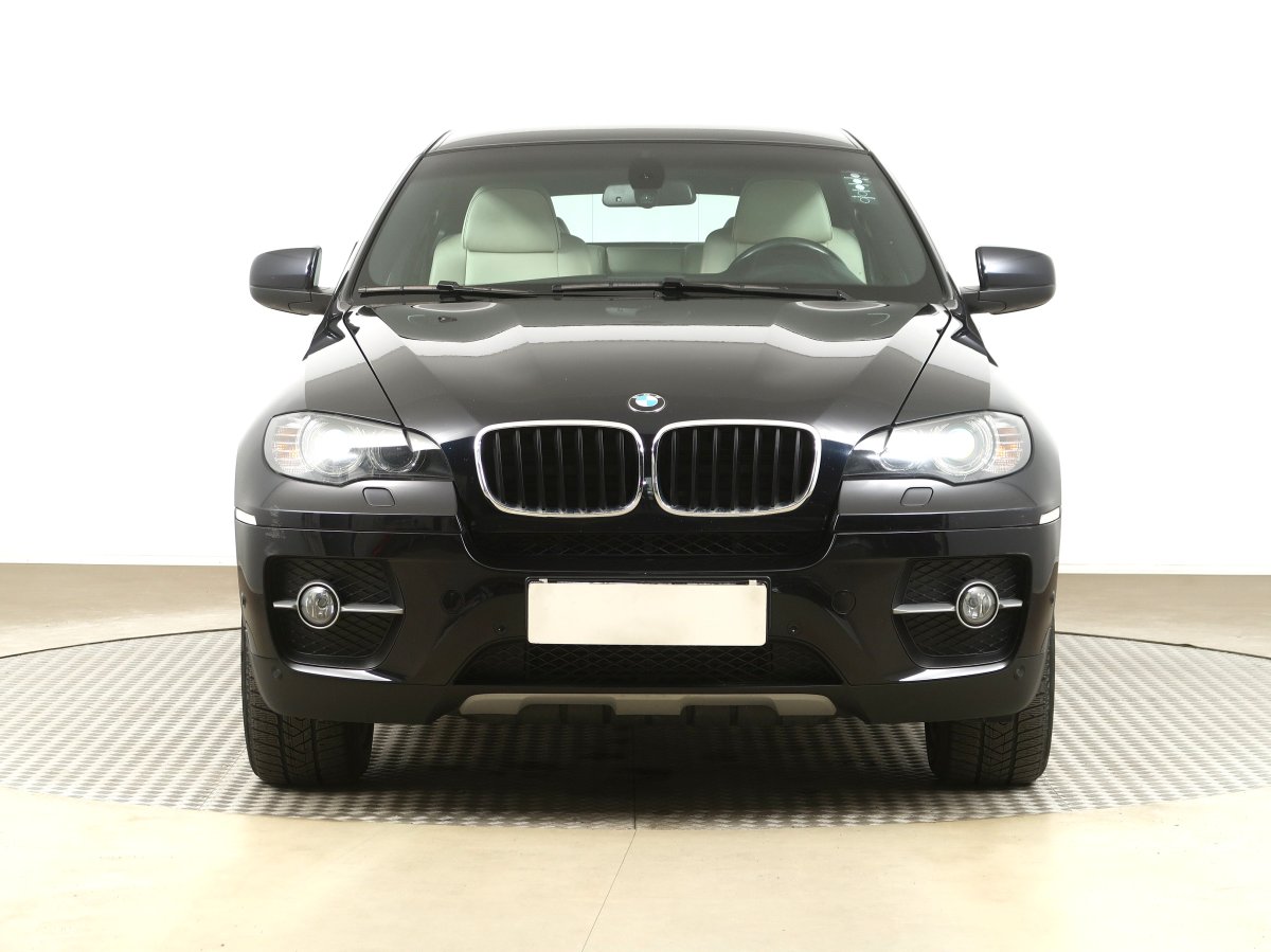BMW X6, 2012 - pohled č. 2