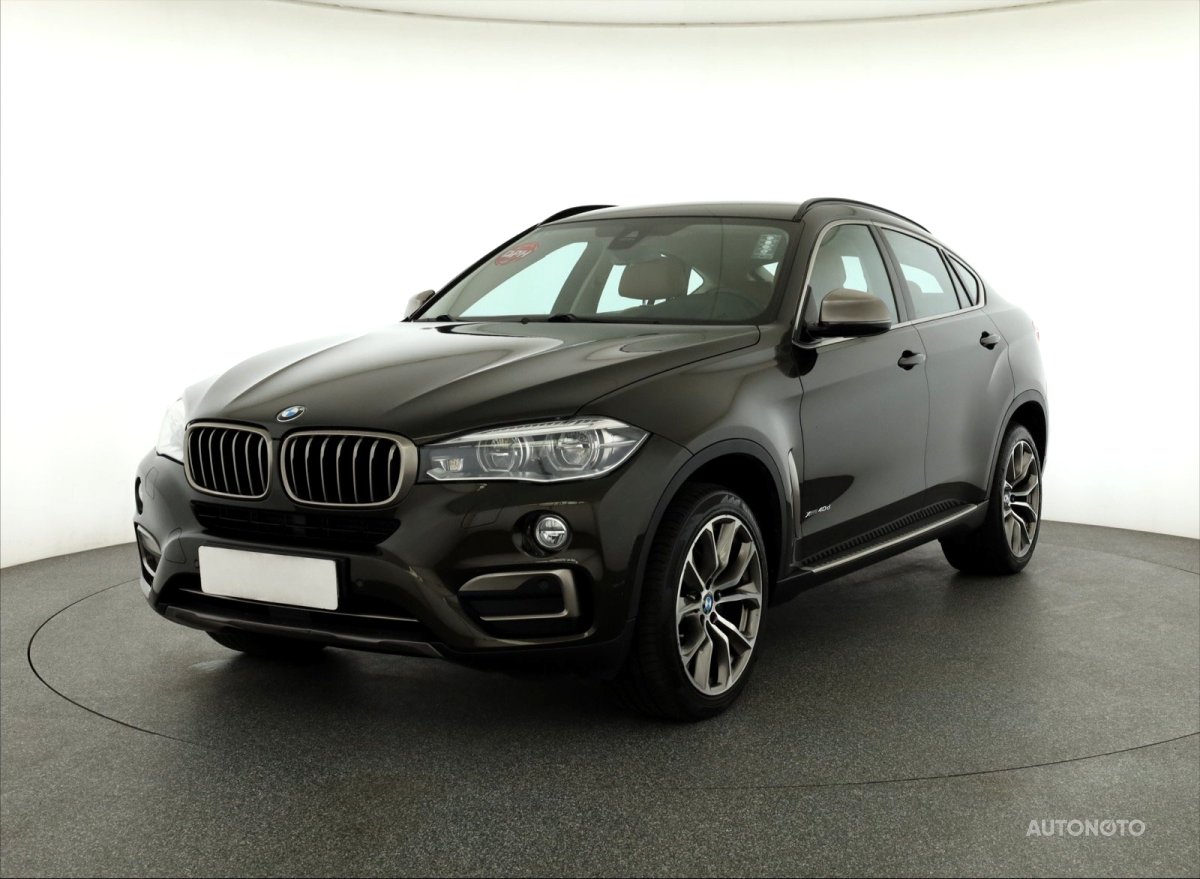 BMW X6, 2017 - pohled č. 3