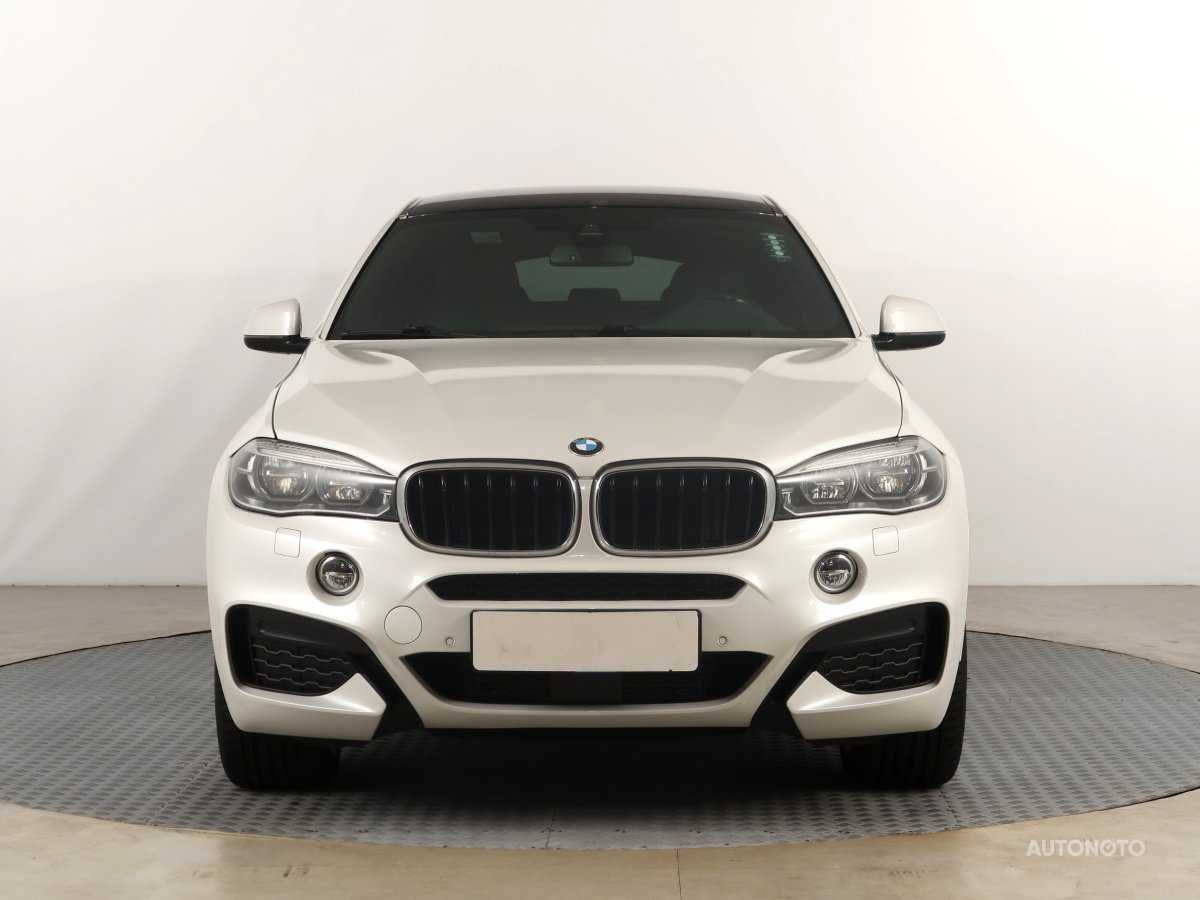BMW X6, 2016 - pohled č. 2