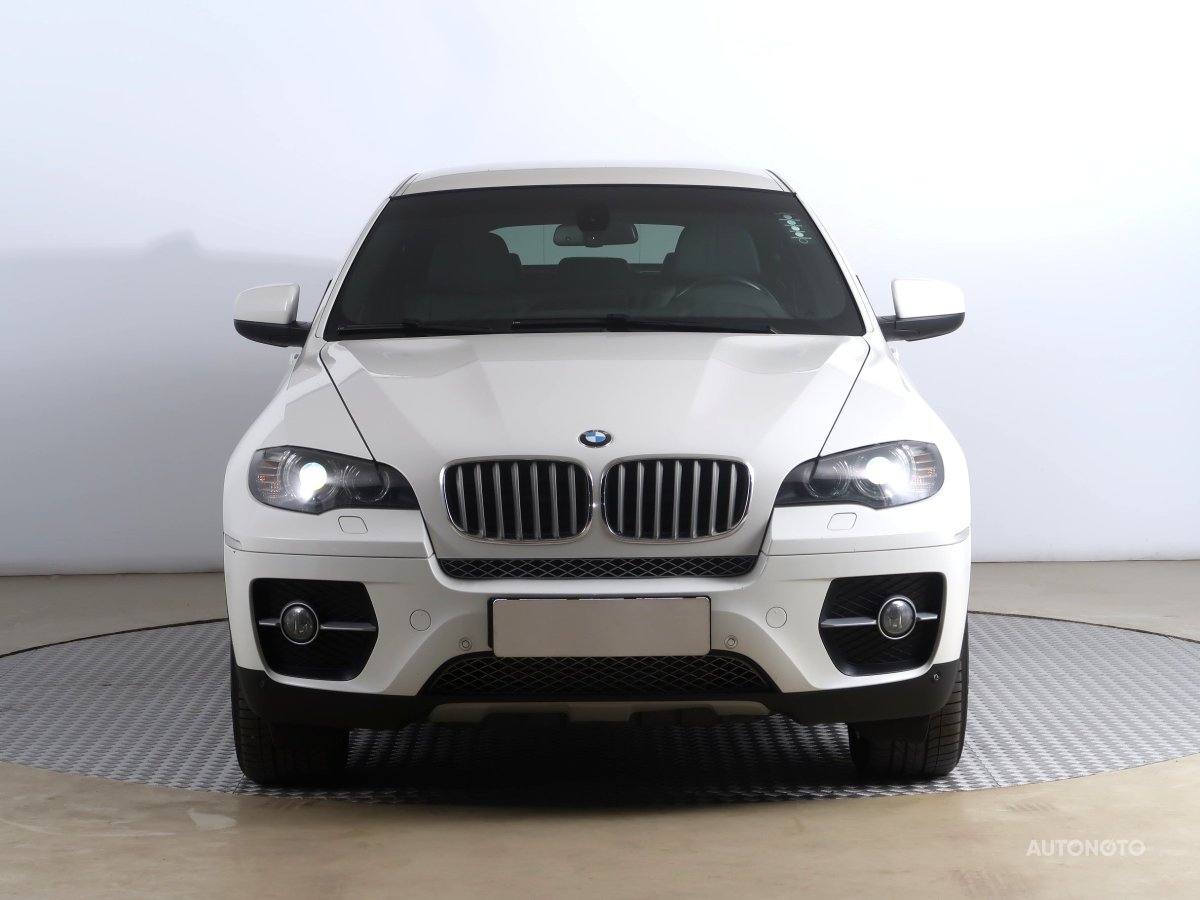 BMW X6, 2012 - pohled č. 2