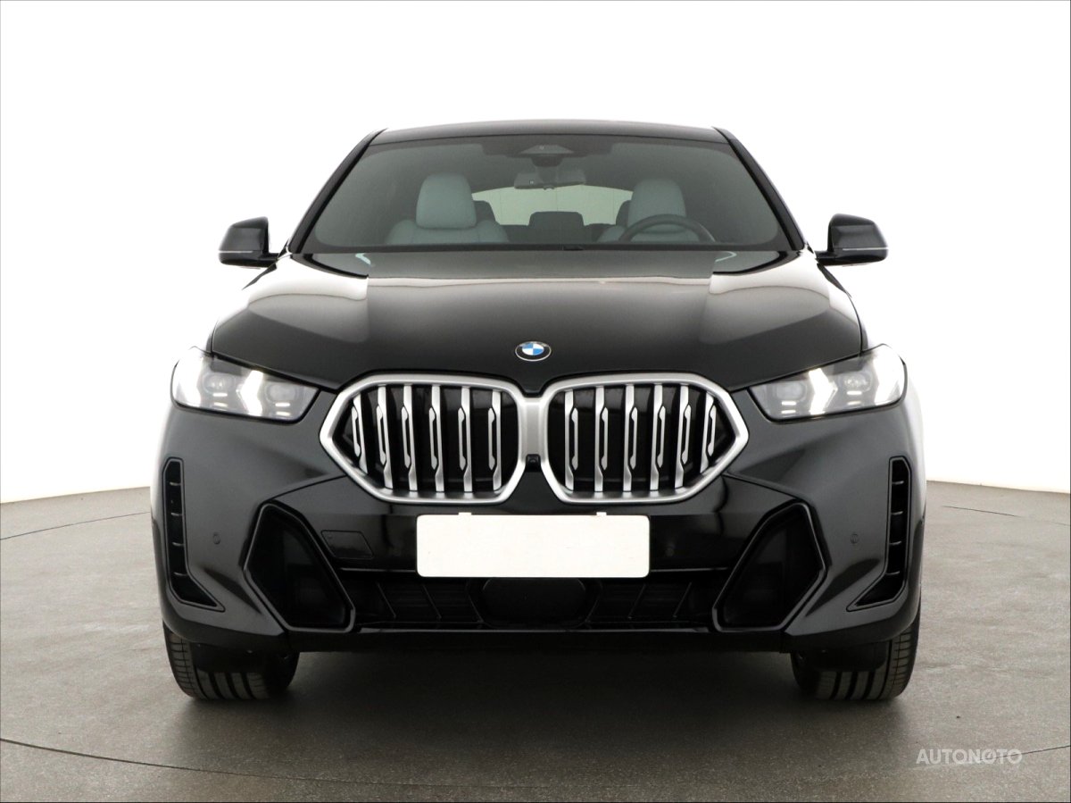 BMW X6, 2024 - pohled č. 2