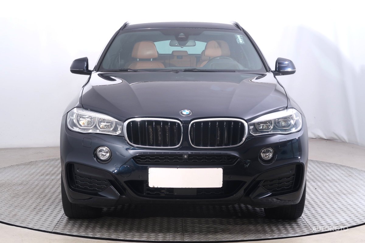 BMW X6, 2018 - pohled č. 2