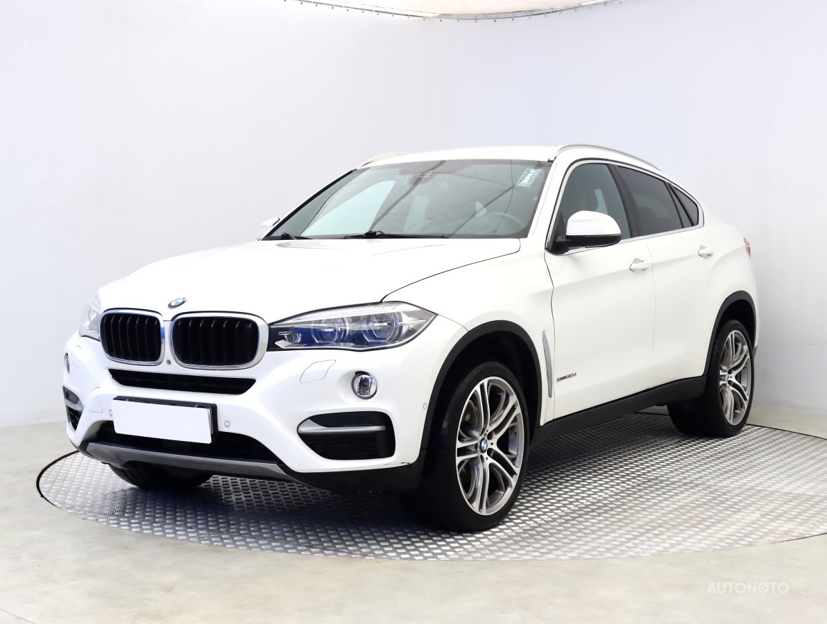 BMW X6, 2015 - pohled č. 3