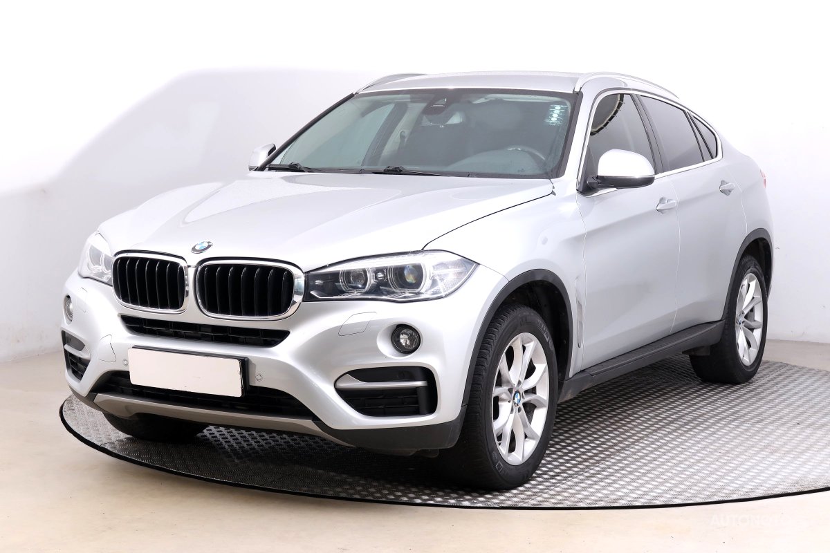 BMW X6, 2018 - pohled č. 3