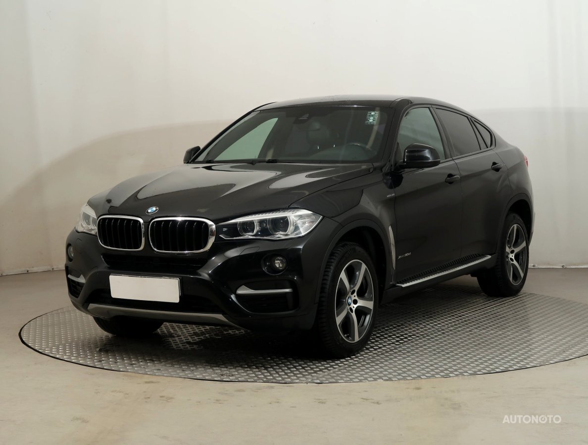 BMW X6, 2015 - pohled č. 3
