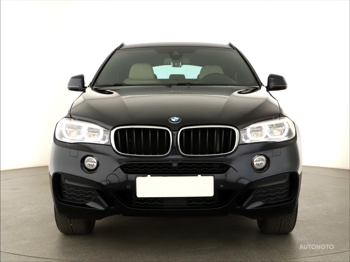 BMW X6, 2018 - pohled č. 2