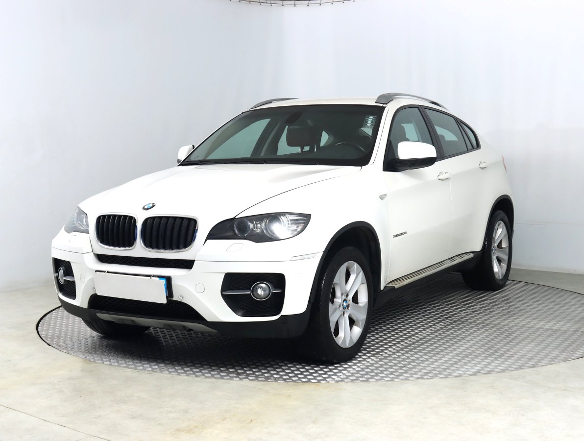 BMW X6, 2011 - pohled č. 3