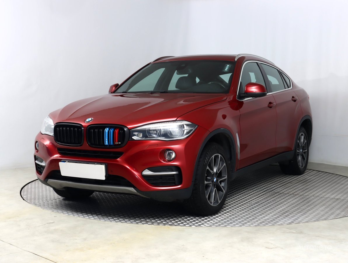 BMW X6, 2015 - pohled č. 3