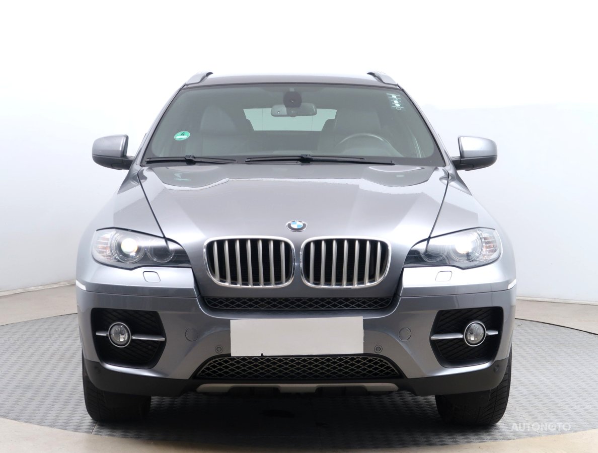 BMW X6, 2011 - pohled č. 2