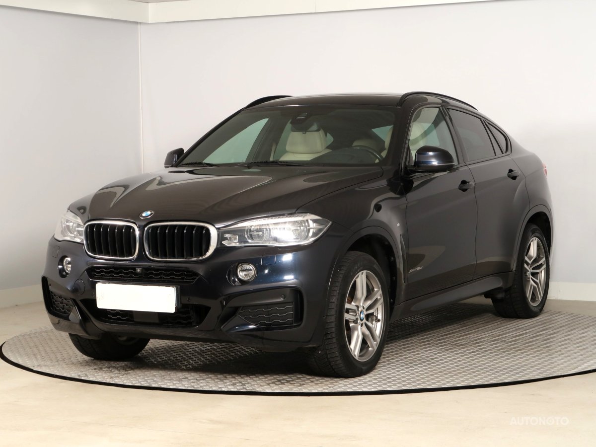 BMW X6, 2018 - pohled č. 3
