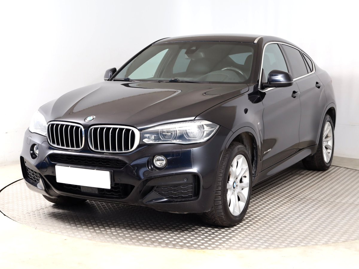 BMW X6, 2016 - pohled č. 3
