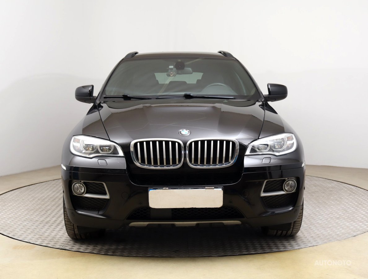 BMW X6, 2013 - pohled č. 2
