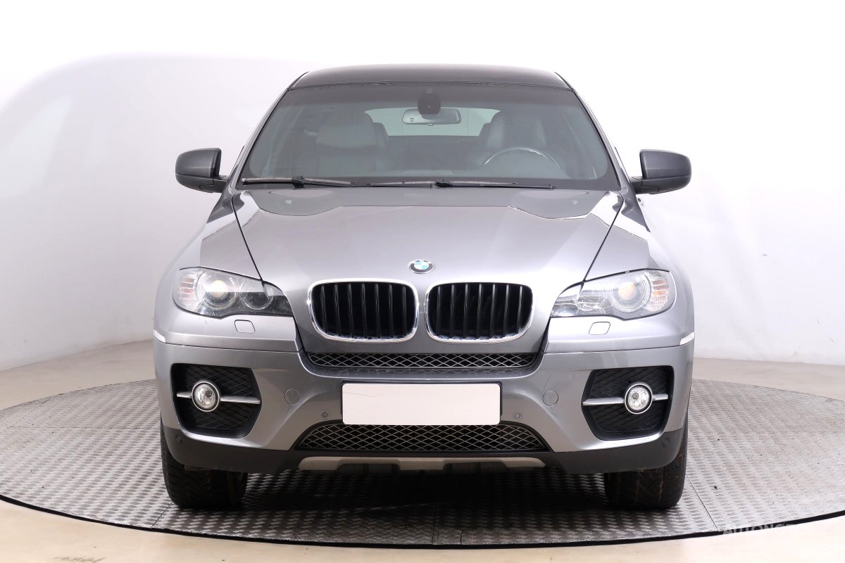 BMW X6, 2011 - pohled č. 2
