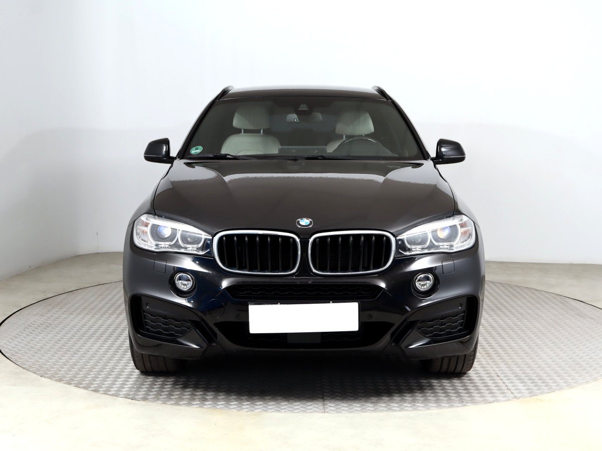 BMW X6, 2016 - pohled č. 2