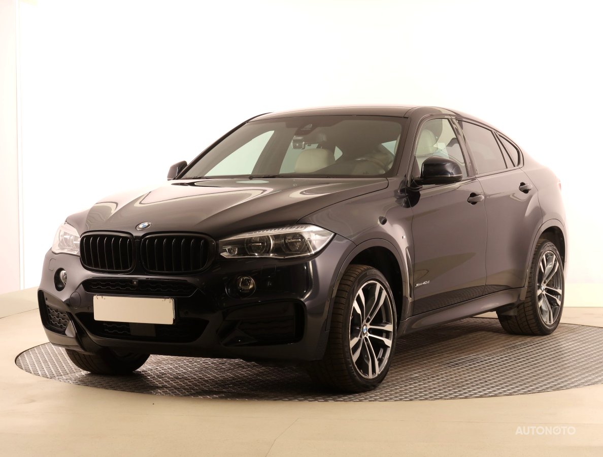 BMW X6, 2018 - pohled č. 3