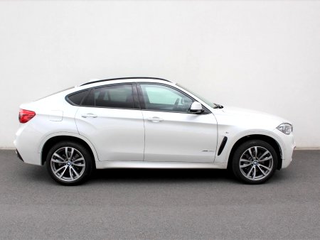 BMW X6, 2018 - pohled č. 2