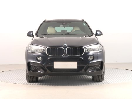 BMW X6, 2018 - pohled č. 2