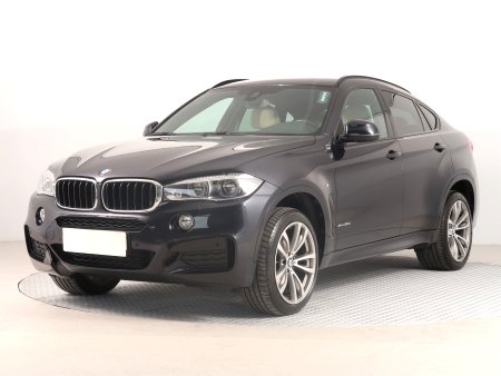 BMW X6, 2018 - pohled č. 3
