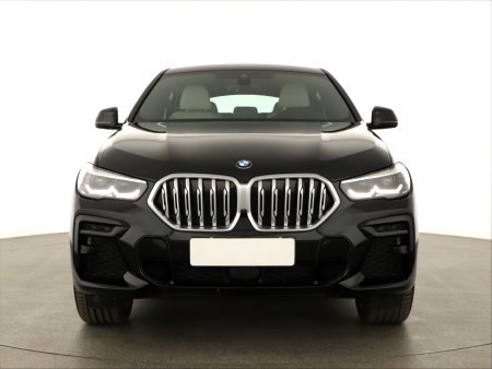 BMW X6, 2023 - pohled č. 2
