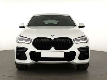 BMW X6, 2023 - pohled č. 2