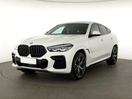 BMW X6, 2023 - pohled č. 3