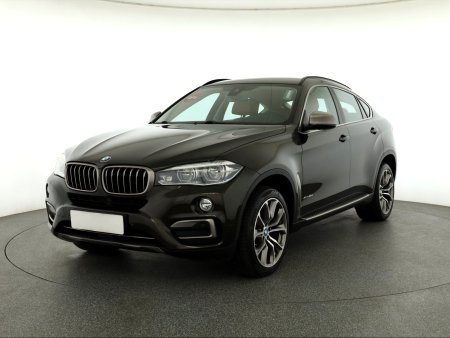 BMW X6, 2017 - pohled č. 3