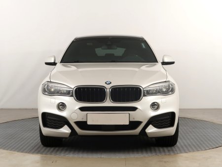 BMW X6, 2016 - pohled č. 2