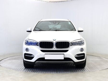 BMW X6, 2015 - pohled č. 2