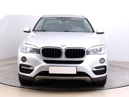 BMW X6, 2018 - pohled č. 2