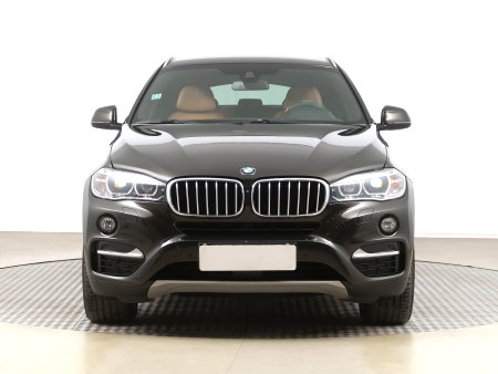 BMW X6, 2015 - pohled č. 2