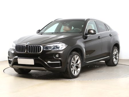 BMW X6, 2015 - pohled č. 3