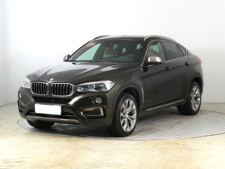 BMW X6, 2015 - pohled č. 3