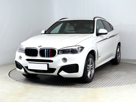 BMW X6, 2017 - pohled č. 3