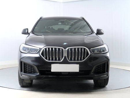 BMW X6, 2021 - pohled č. 2