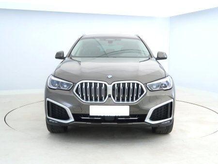 BMW X6, 2021 - pohled č. 2