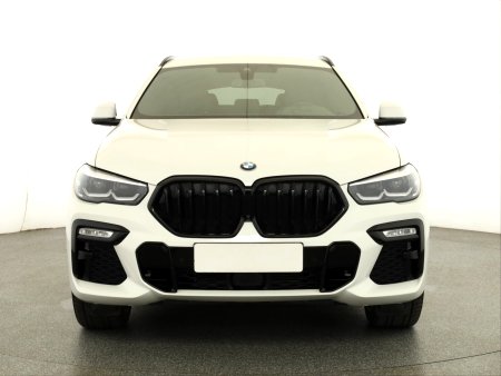 BMW X6, 2020 - pohled č. 2