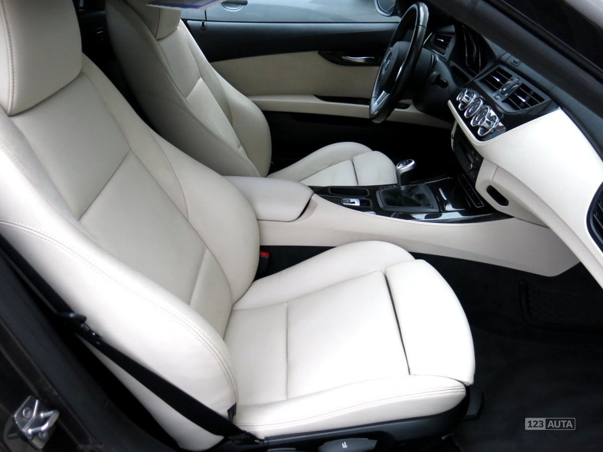 BMW Z4, 2010 - pohled č. 12