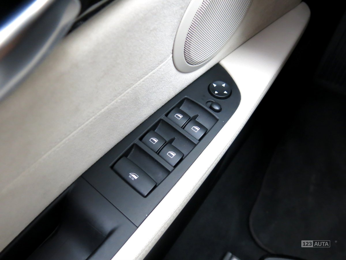 BMW Z4, 2010 - pohled č. 14