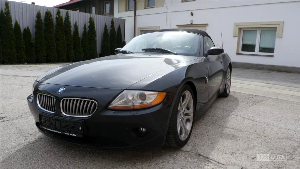BMW Z4, 2004 - celkový pohled